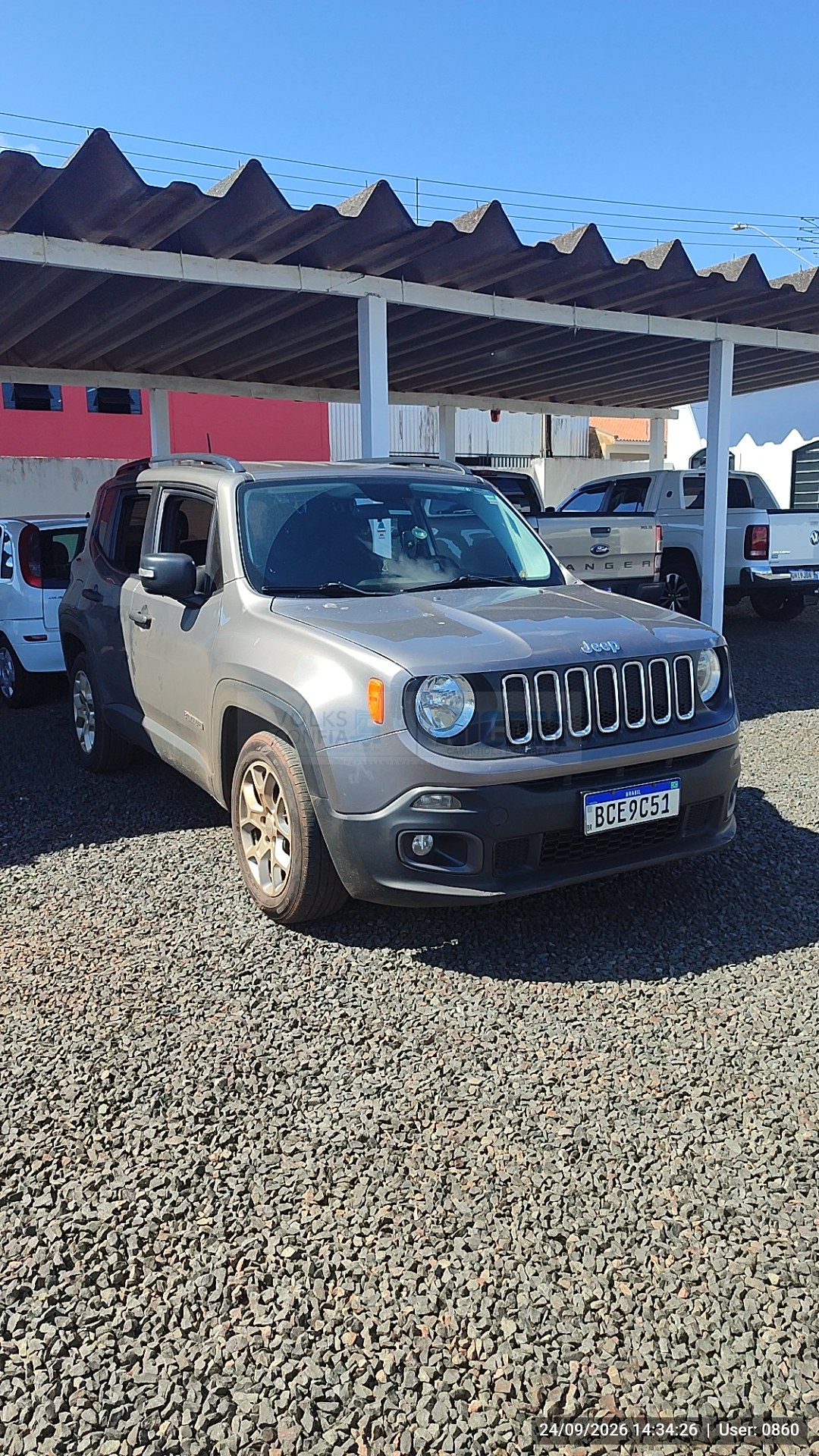 Fiat Renegade Sport 1.8 4x2 Flex 16V Mec. - foto 4