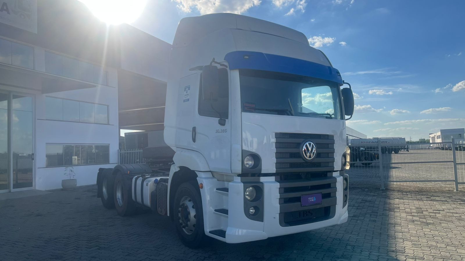 VOLKSWAGEN 25-360 Constel. 6x2 Tractor 2p (die)(E5) - foto 7