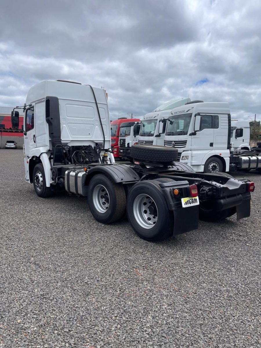 VOLKSWAGEN 25-360 Constel. 6x2 Tractor 2p (die)(E5) - foto 3