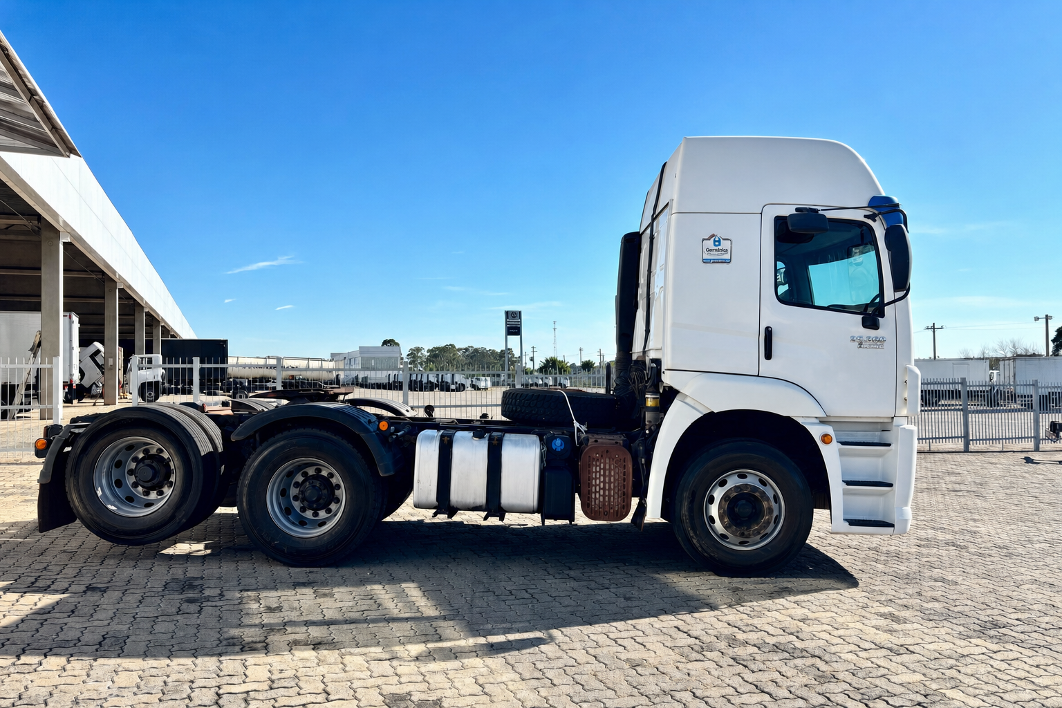 VOLKSWAGEN 25-360 Constel. 6x2 Tractor 2p (die)(E5) - foto 8