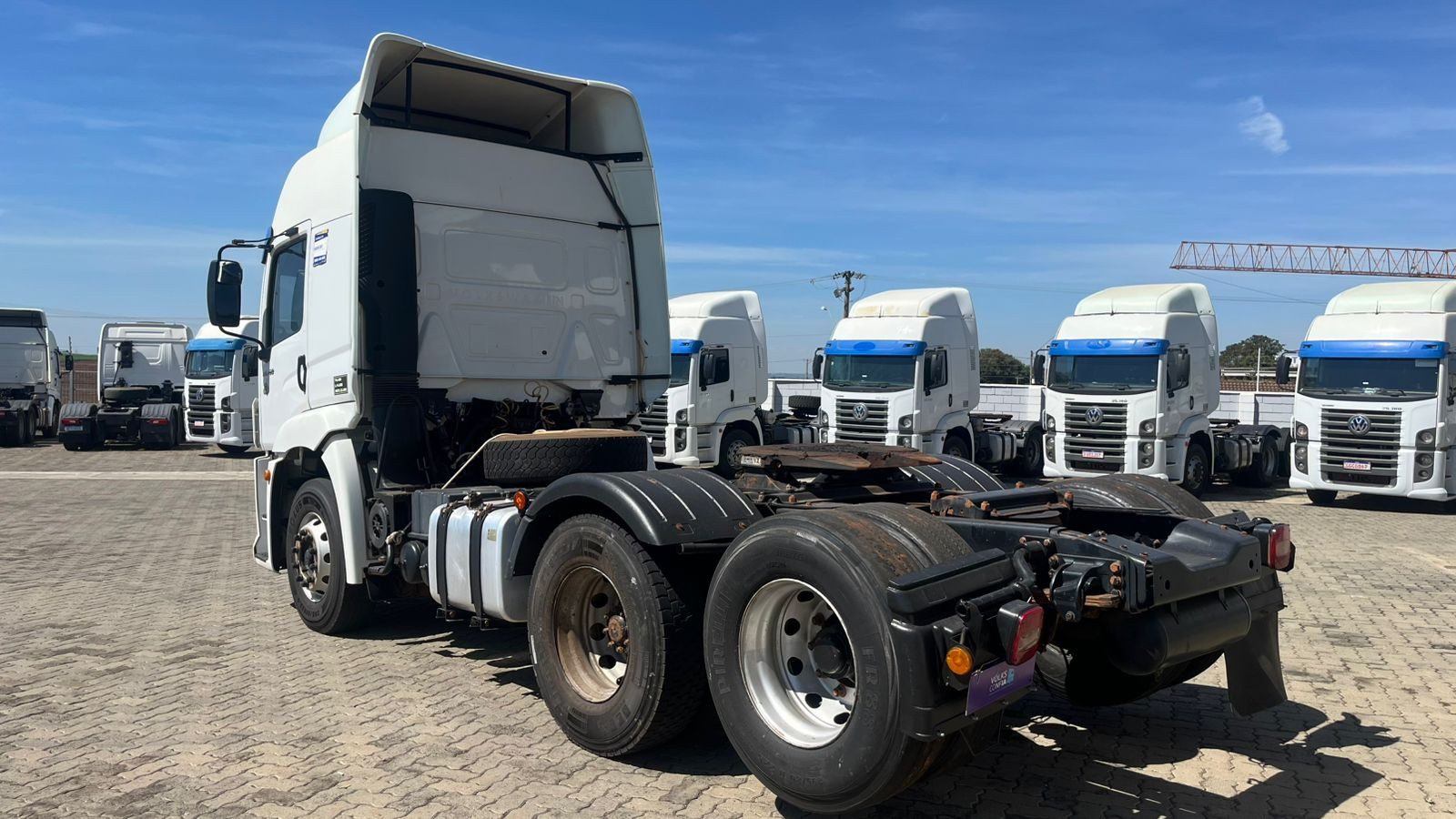 VOLKSWAGEN 25-360 Constel. 6x2 Tractor 2p (die)(E5) - foto 4