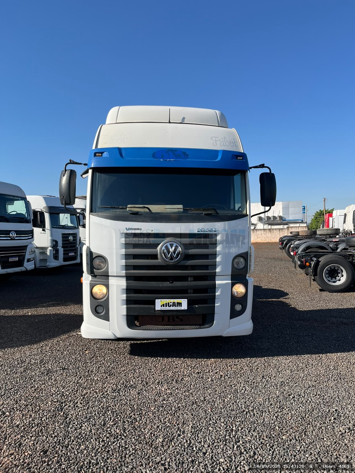 VOLKSWAGEN 25-360 Constel. 6x2 Tractor 2p (die)(E5) - foto 1