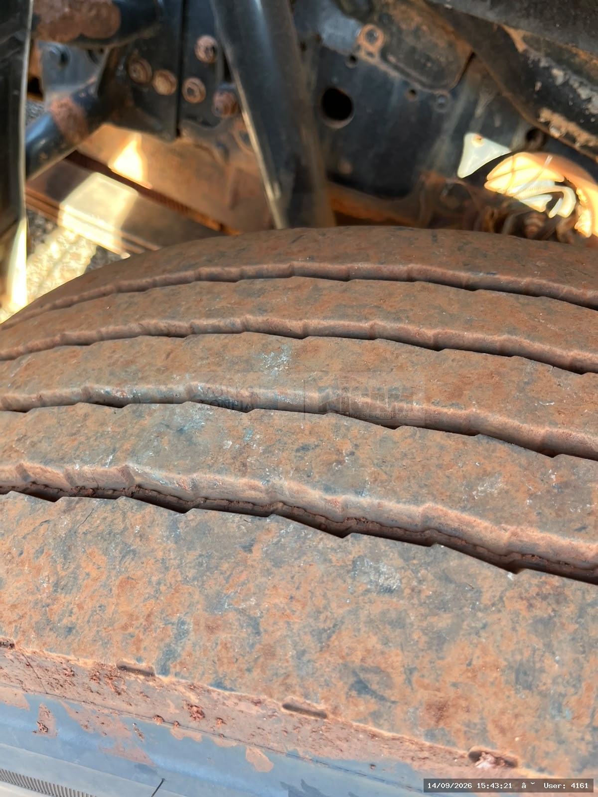 VOLKSWAGEN 25-360 Constel. 6x2 Tractor 2p (die)(E5) - foto 7