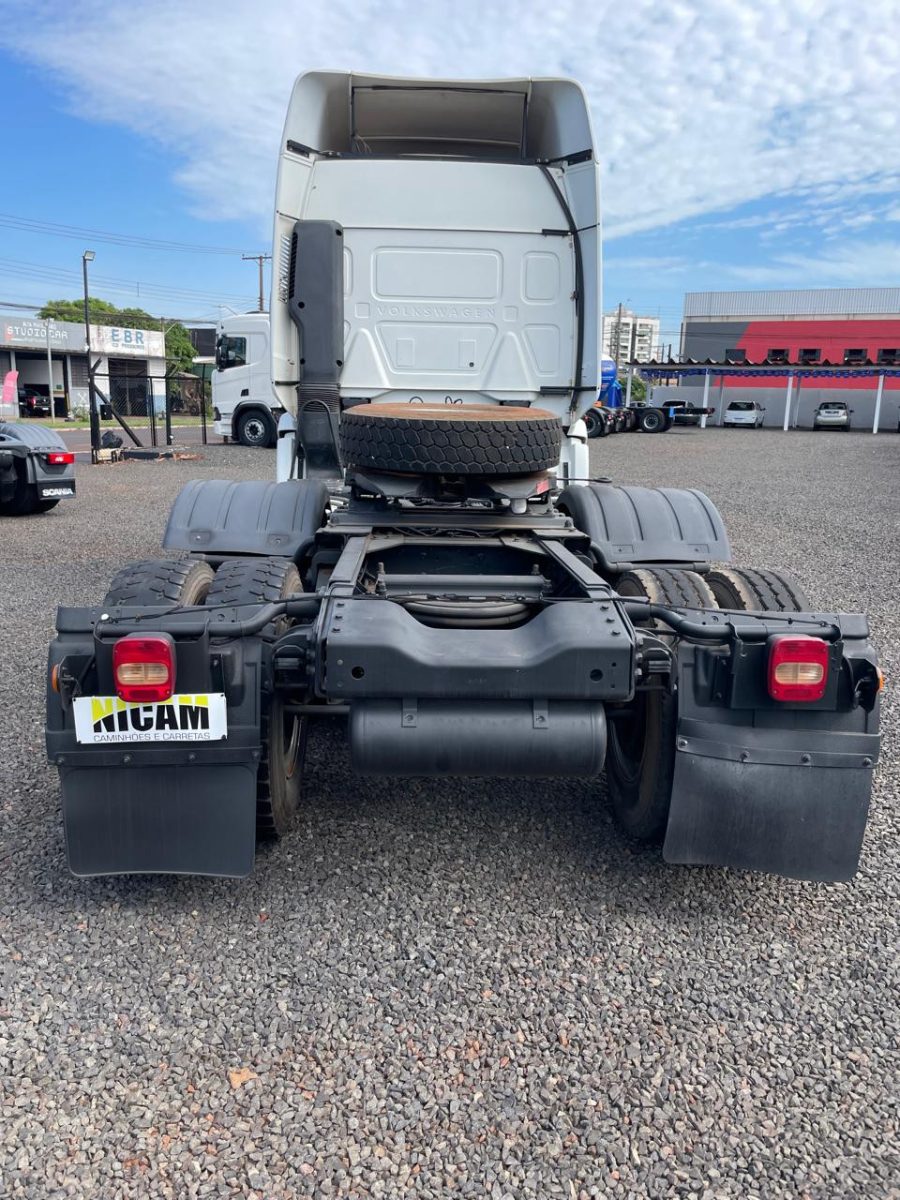 VOLKSWAGEN 25-360 Constel. 6x2 Tractor 2p (die)(E5) - foto 4