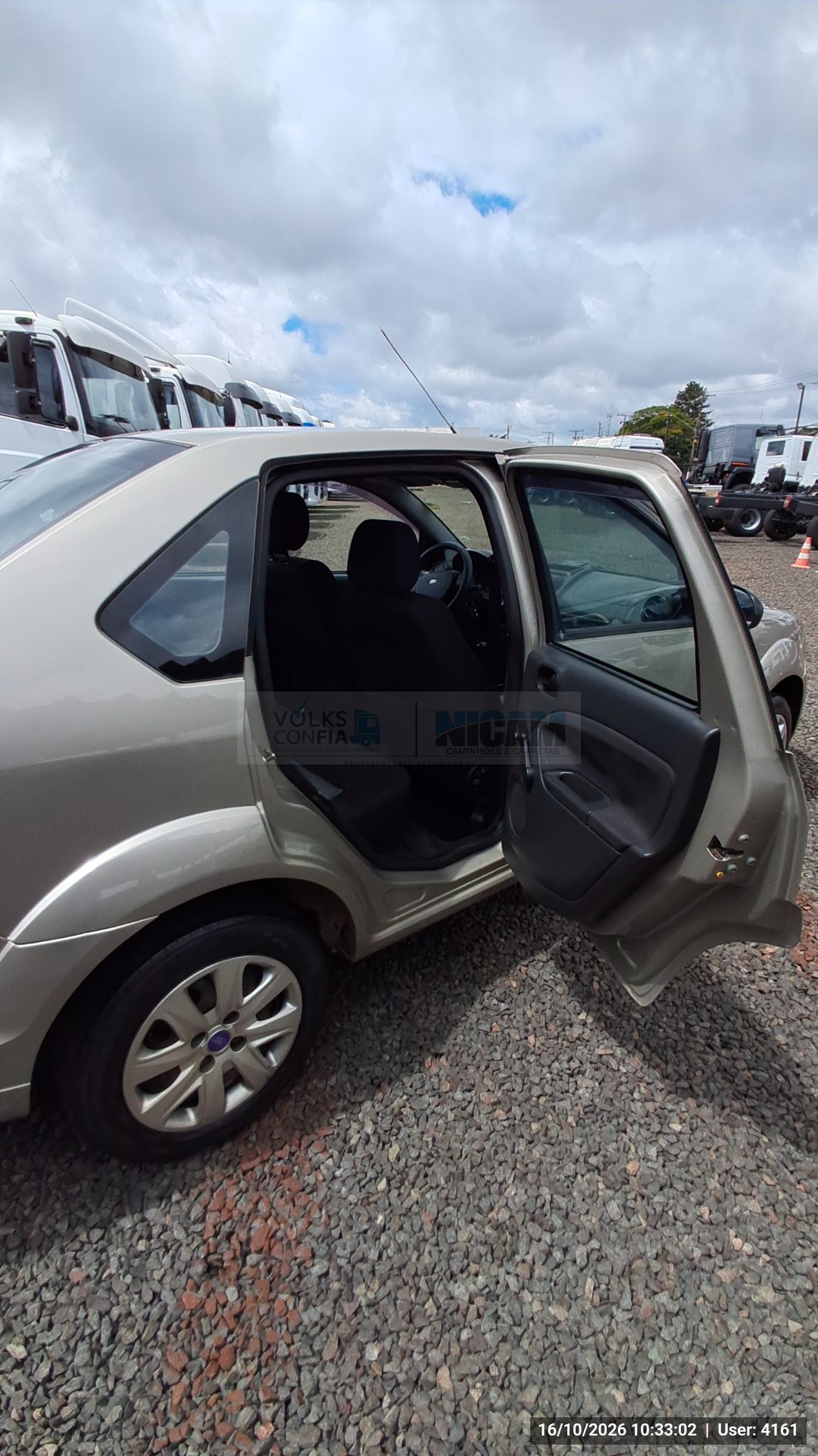 Ford Fiesta Sed. 1.6 8V Flex 4p - foto 8