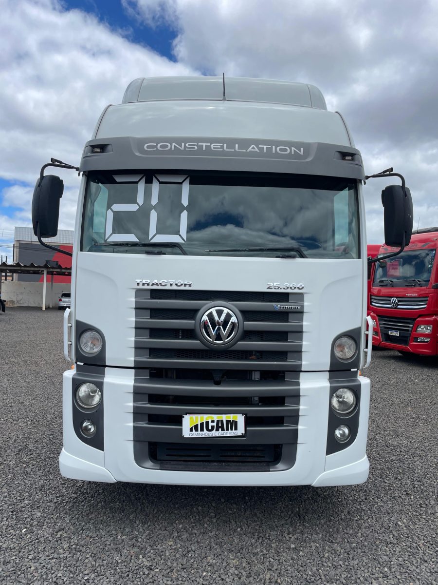 VOLKSWAGEN 25-360 Constel. 6x2 Tractor 2p (die)(E5) - foto 1