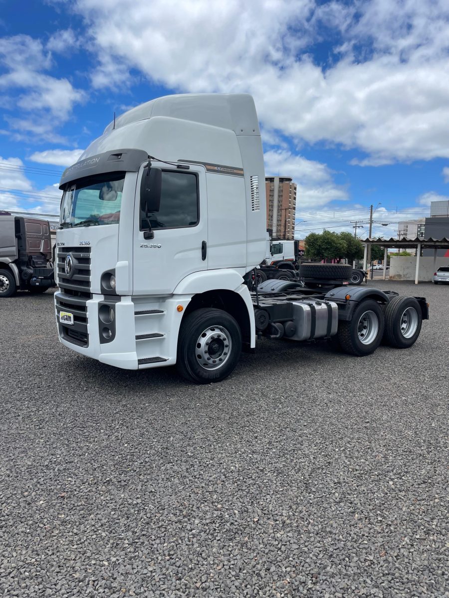 VOLKSWAGEN 25-360 Constel. 6x2 Tractor 2p (die)(E5) - foto 3