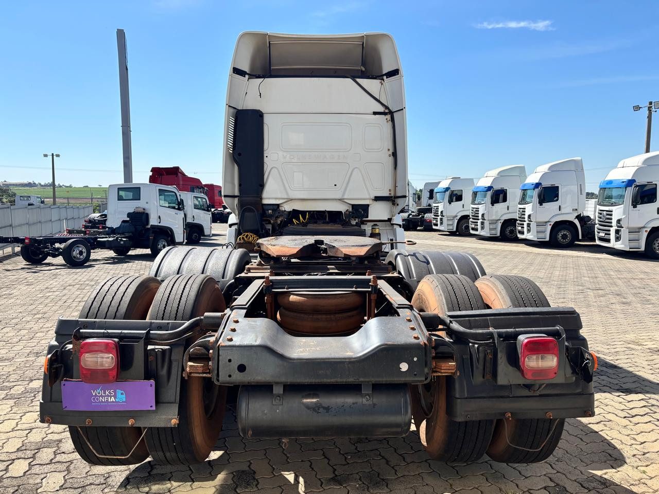 VOLKSWAGEN 25-360 Constel. 6x2 Tractor 2p (die)(E5) - foto 5
