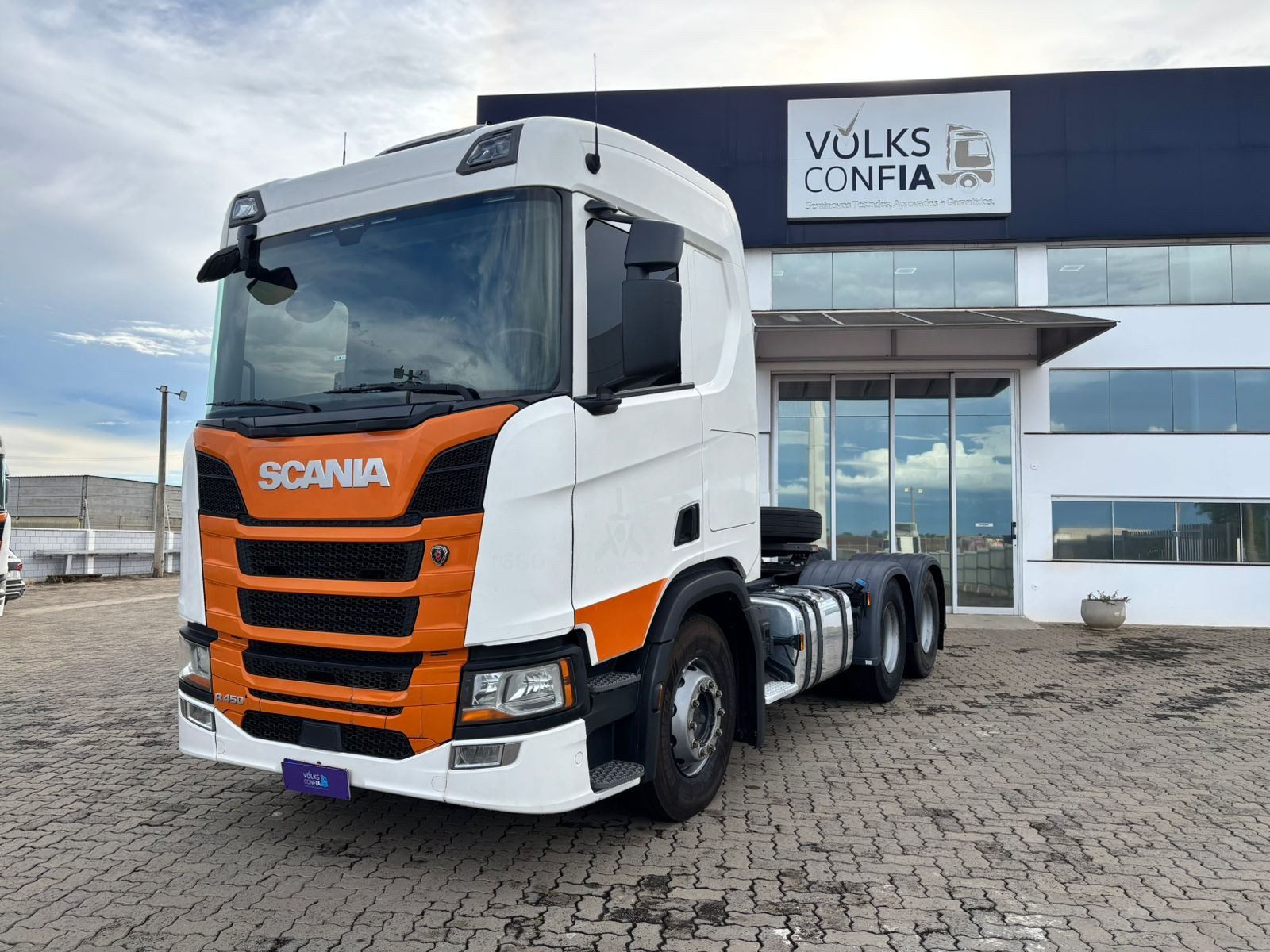SCANIA R-450 A 6x2 2p (diesel)(E5) - foto 2