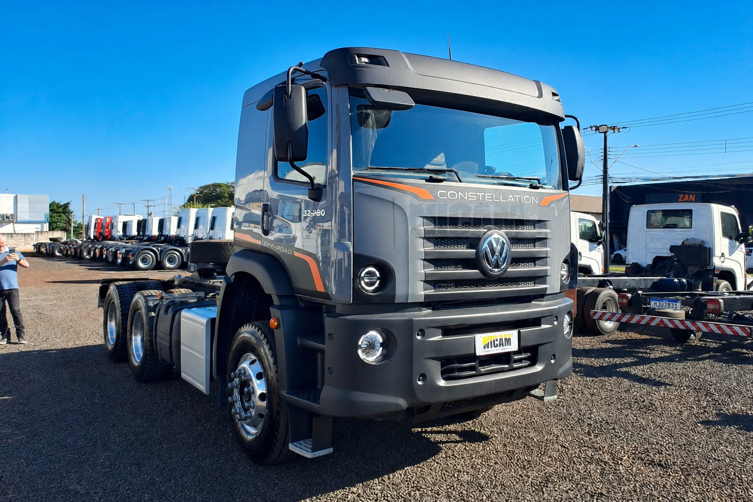 VOLKSWAGEN 33.480 Constellation 6x4 2p (diesel)(E6) - foto 3