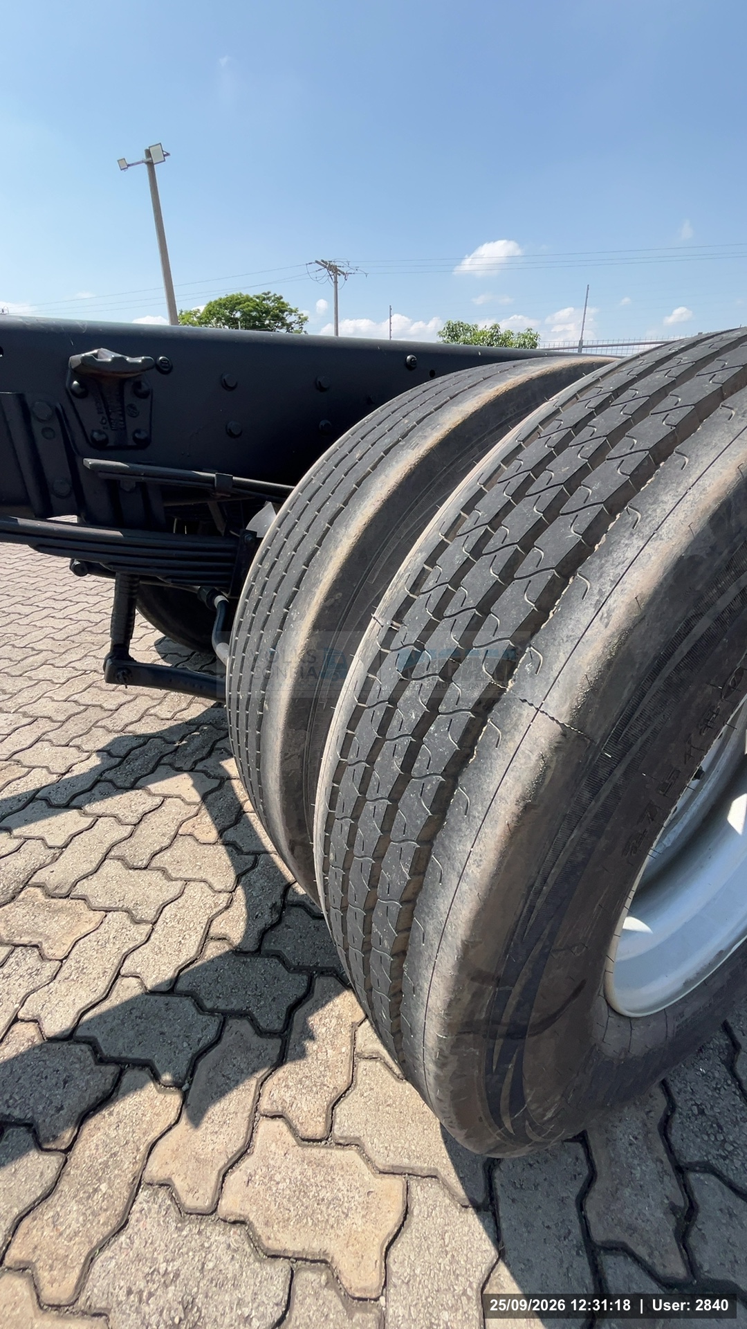 VOLKSWAGEN 18-260 Constellation 4x2 2p (diesel)(E6) - foto 7